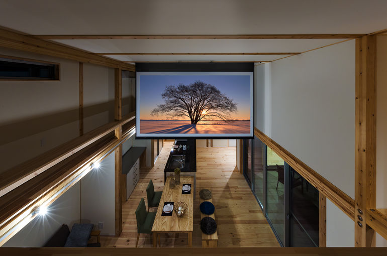 プロジェクター